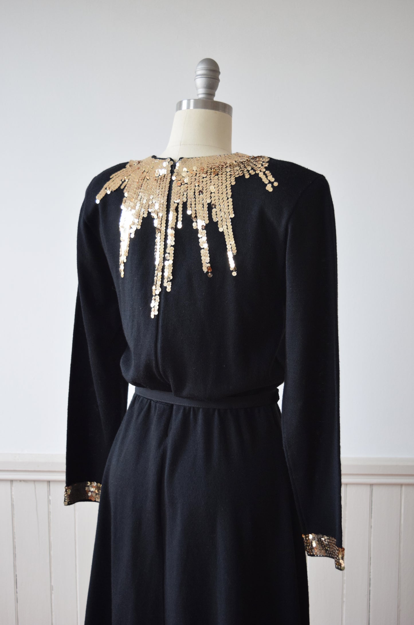 Radiate Light Knit Dress |  L